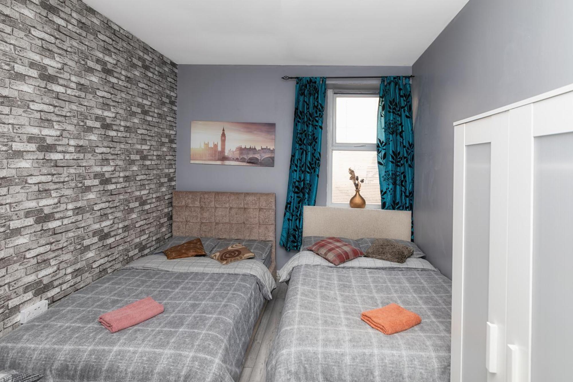 Newcastle City Centre Super Spacious Town House Free Parking And Wi-Fi Ngoại thất bức ảnh