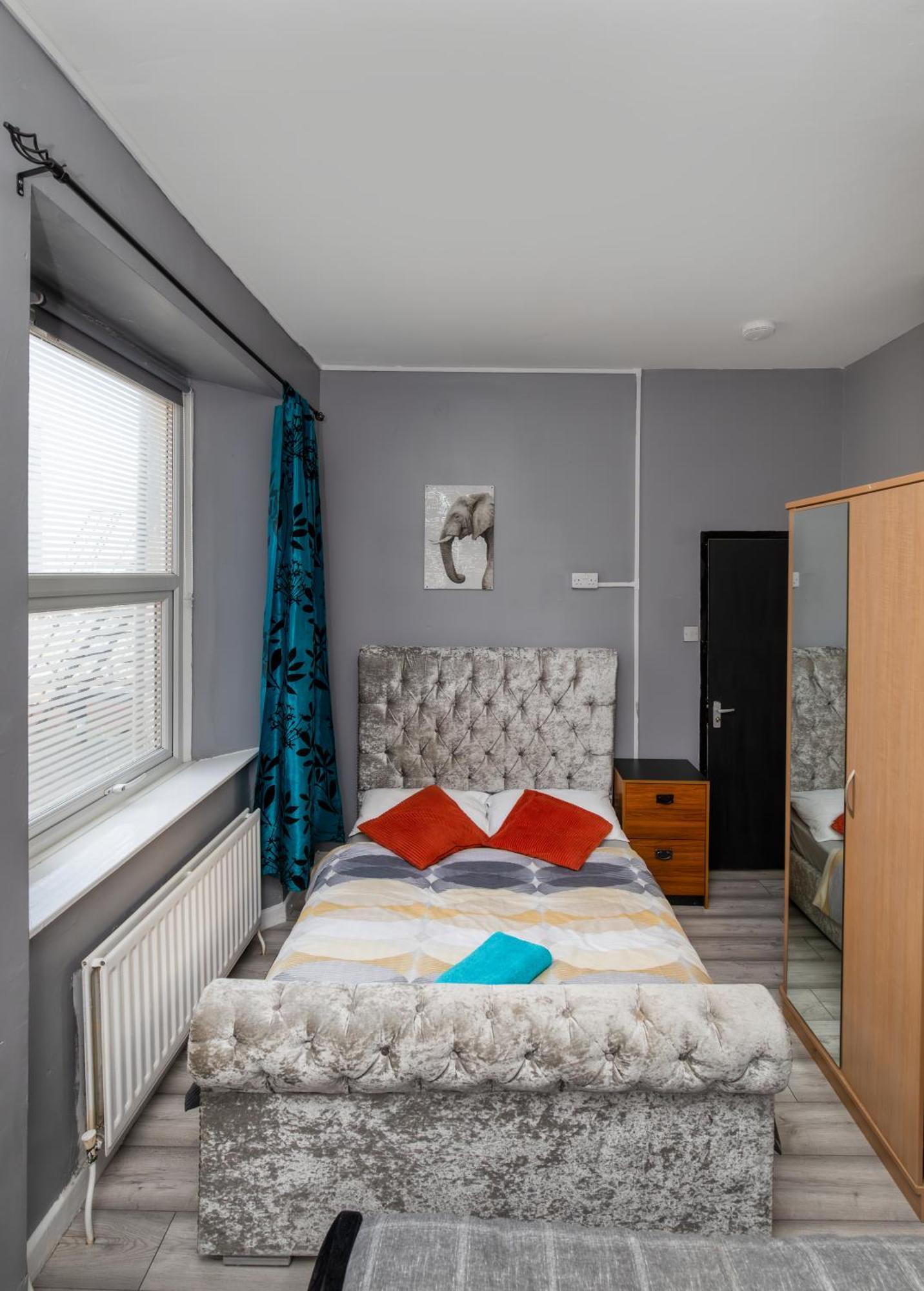 Newcastle City Centre Super Spacious Town House Free Parking And Wi-Fi Ngoại thất bức ảnh